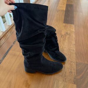 Black Slouchy Knee-High Women’s Boots